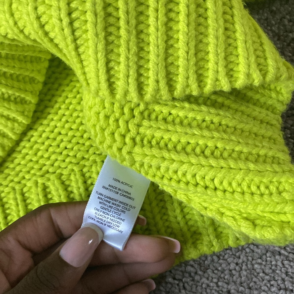 525 America Neon Yellow Cropped Turtleneck Rib Knit Sweater SIZE S - Picture 2 of 4